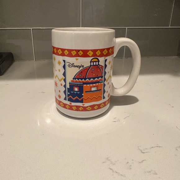 RARE!  (2) Vintage Walt Disney World coffee cups - Picture 5 of 6